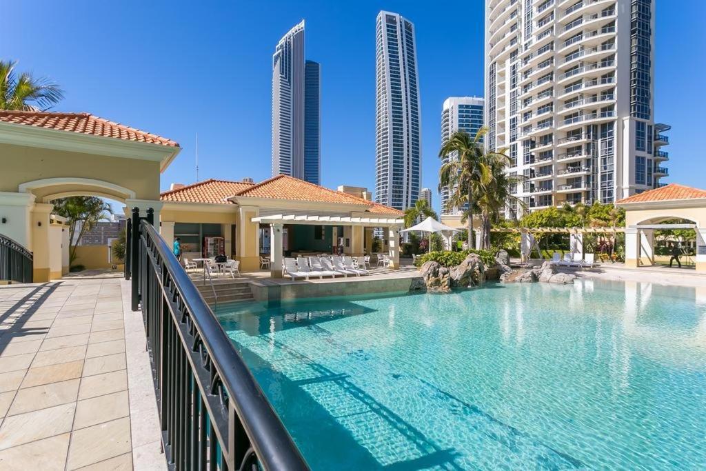 Deluxe Chevron Renaissance Apartment Gold Coast Ngoại thất bức ảnh