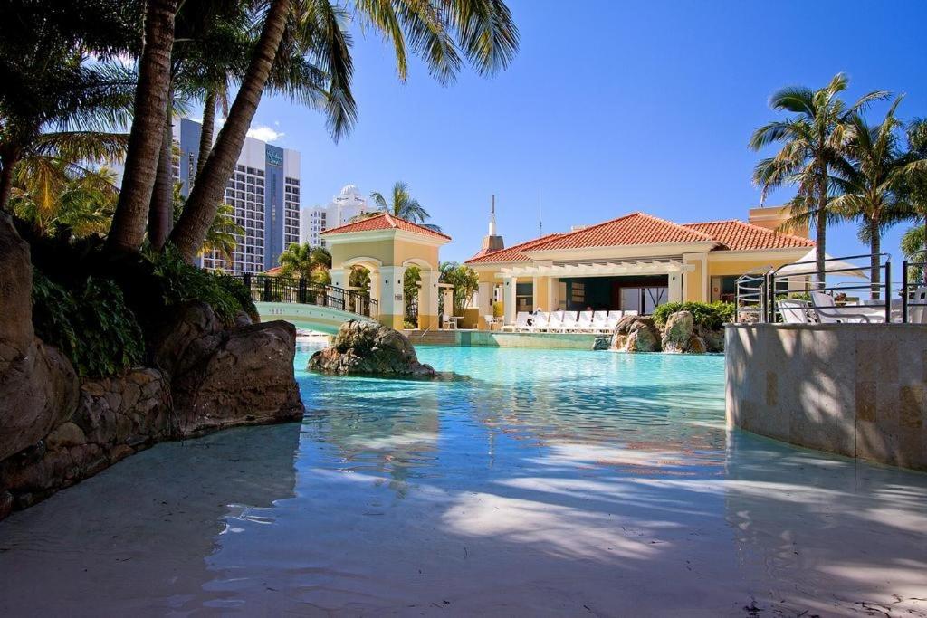 Deluxe Chevron Renaissance Apartment Gold Coast Ngoại thất bức ảnh