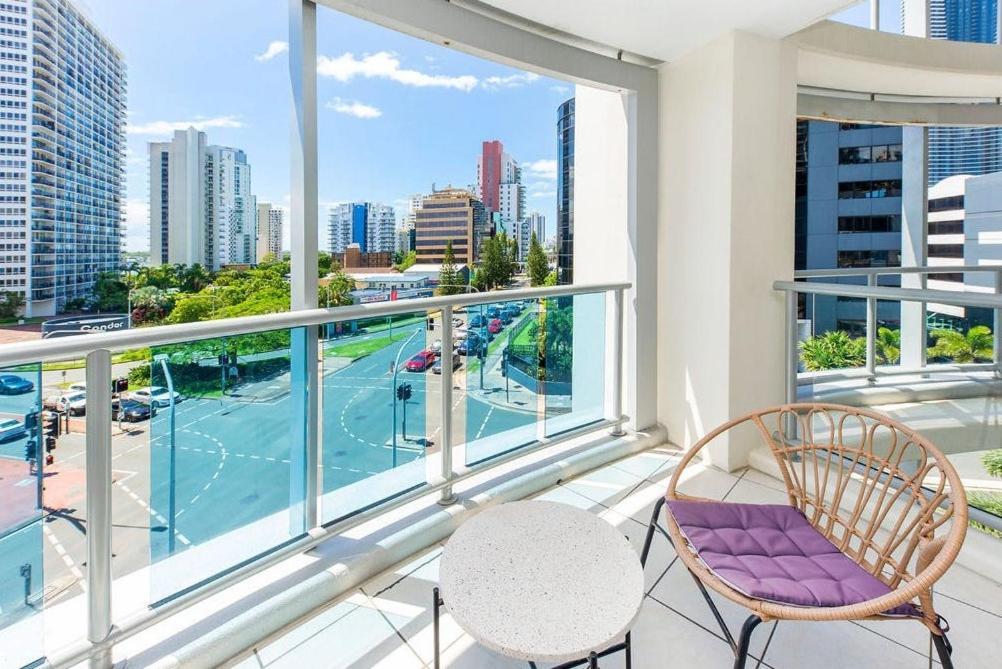 Deluxe Chevron Renaissance Apartment Gold Coast Ngoại thất bức ảnh