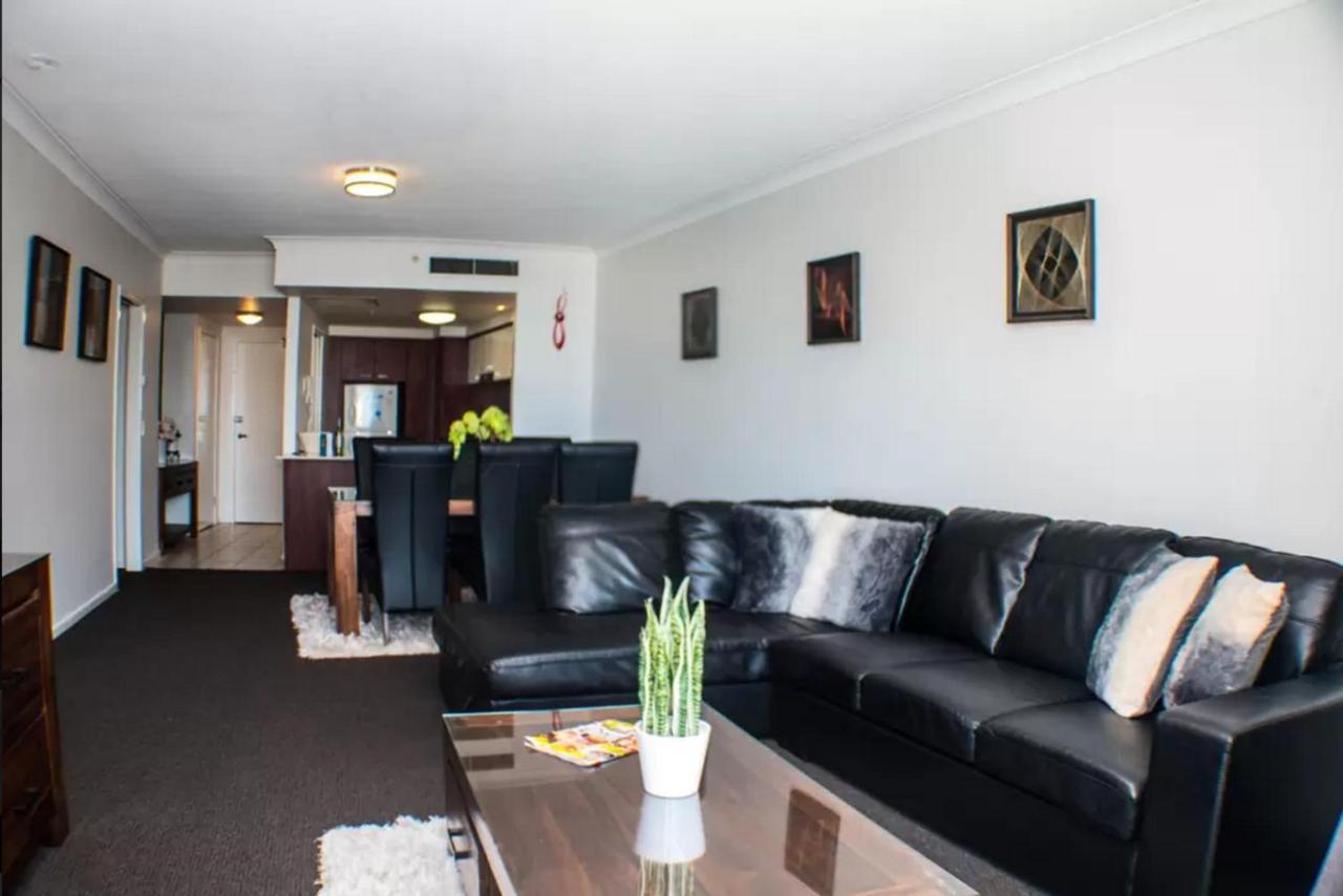 Deluxe Chevron Renaissance Apartment Gold Coast Ngoại thất bức ảnh