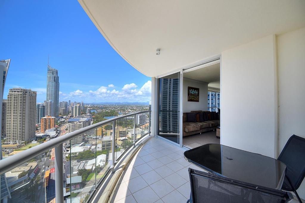 Deluxe Chevron Renaissance Apartment Gold Coast Ngoại thất bức ảnh